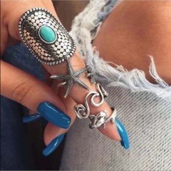 Dolphin 4 piece fashion ring set - Picture 1 of 2